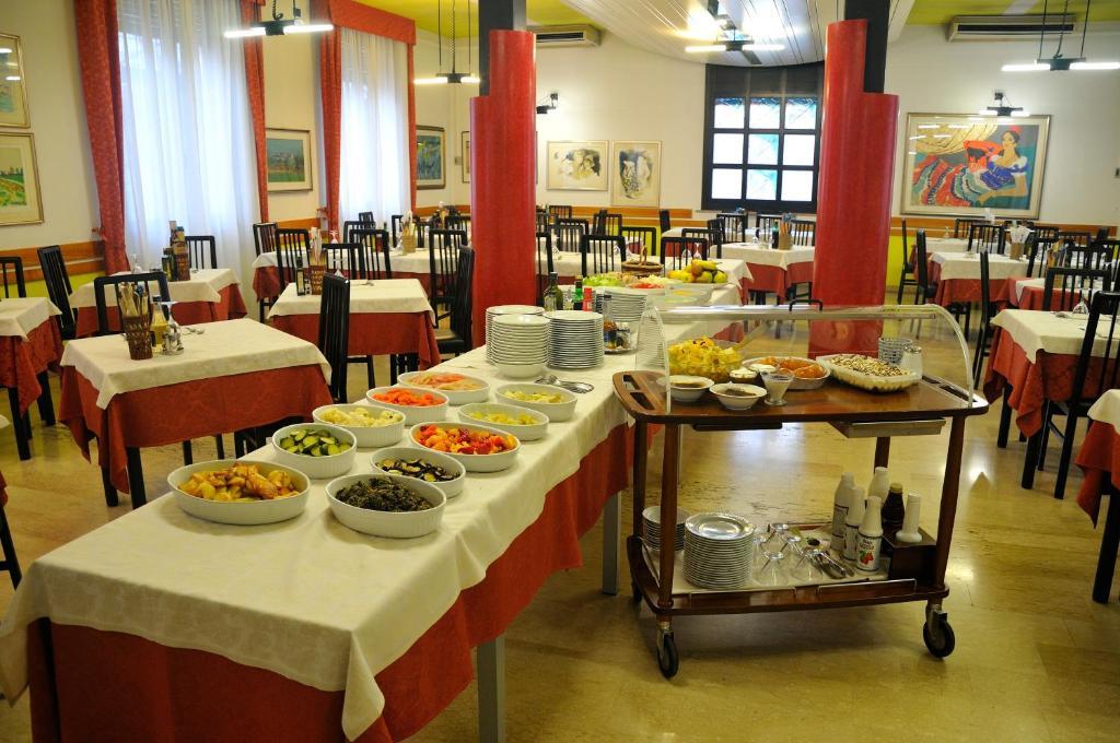 مونتيبلونا Albergo San Remo المظهر الخارجي الصورة